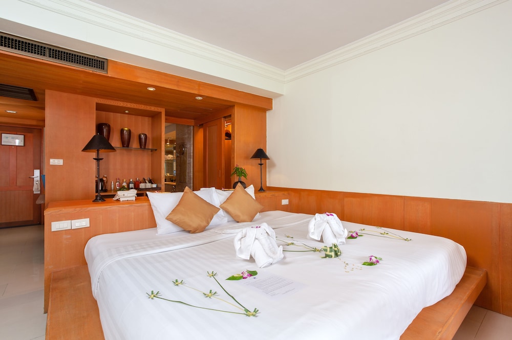 Seaview Patong Hotel 33/69