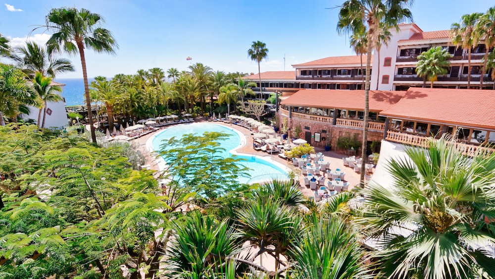 Parque Tropical Hotel in San Bartolome de Tirajana