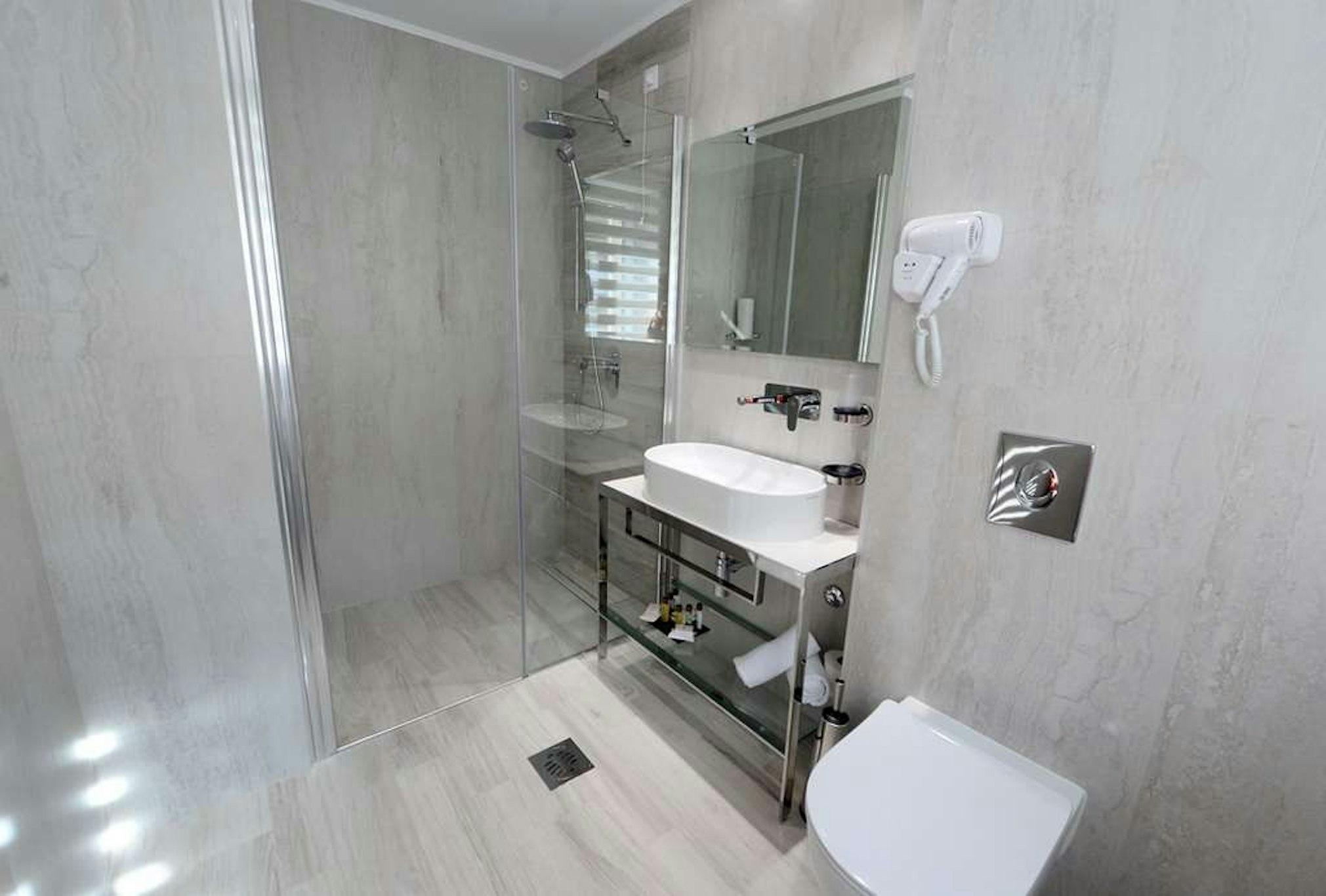 Alexander Square Boutique Hotel 55/55