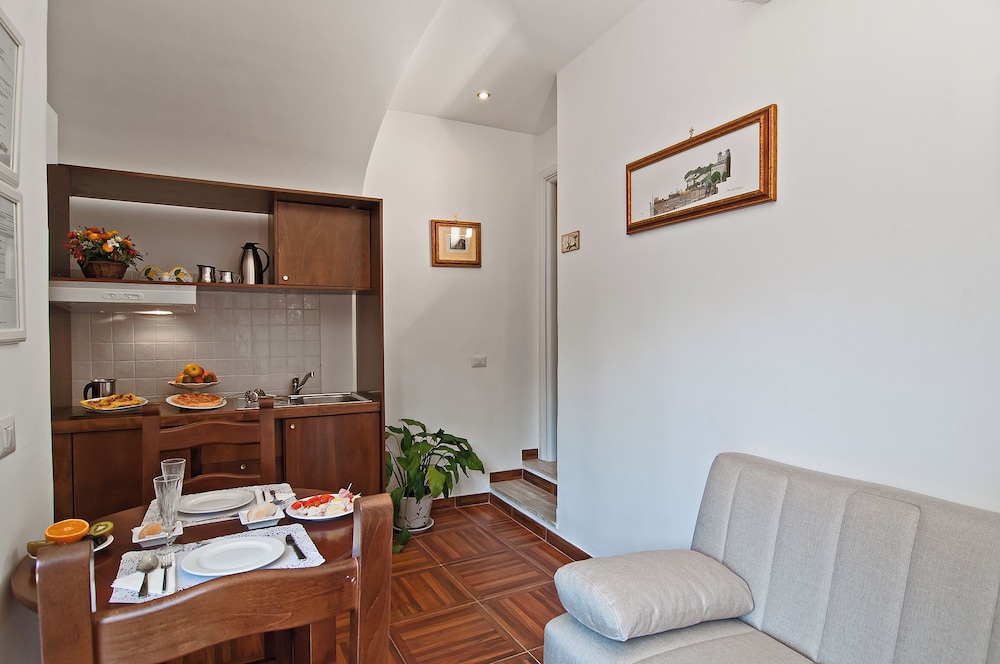 Relais Le Clarisse A Trastevere 54/78