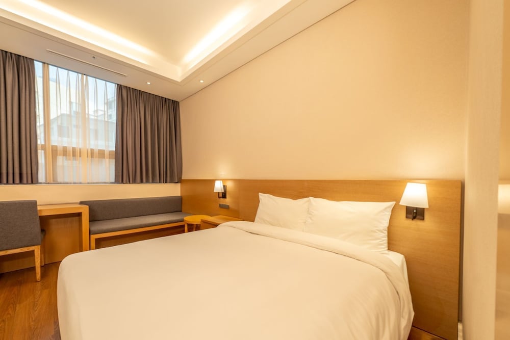 BASIC, DOUBLE BED