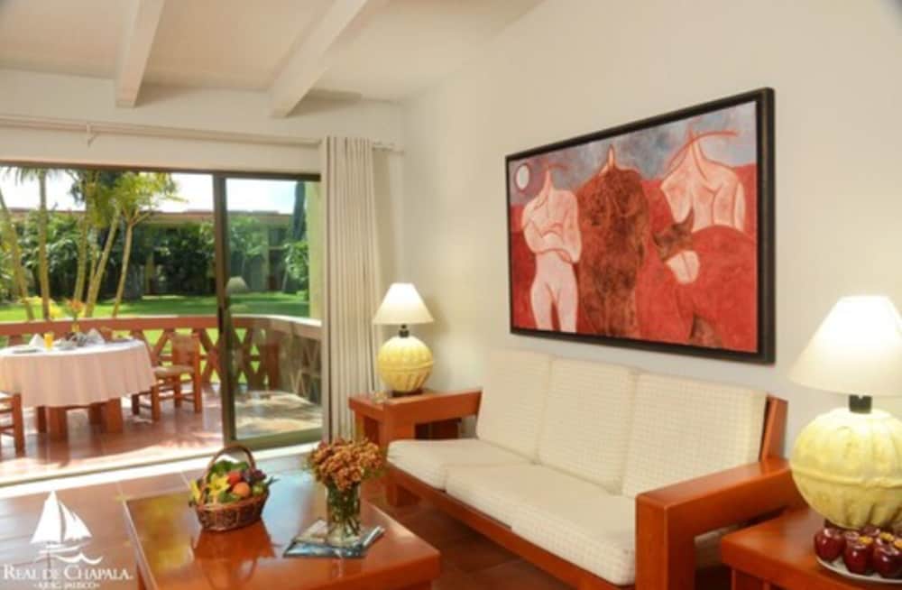 HOTEL REAL DE CHAPALA 23/42