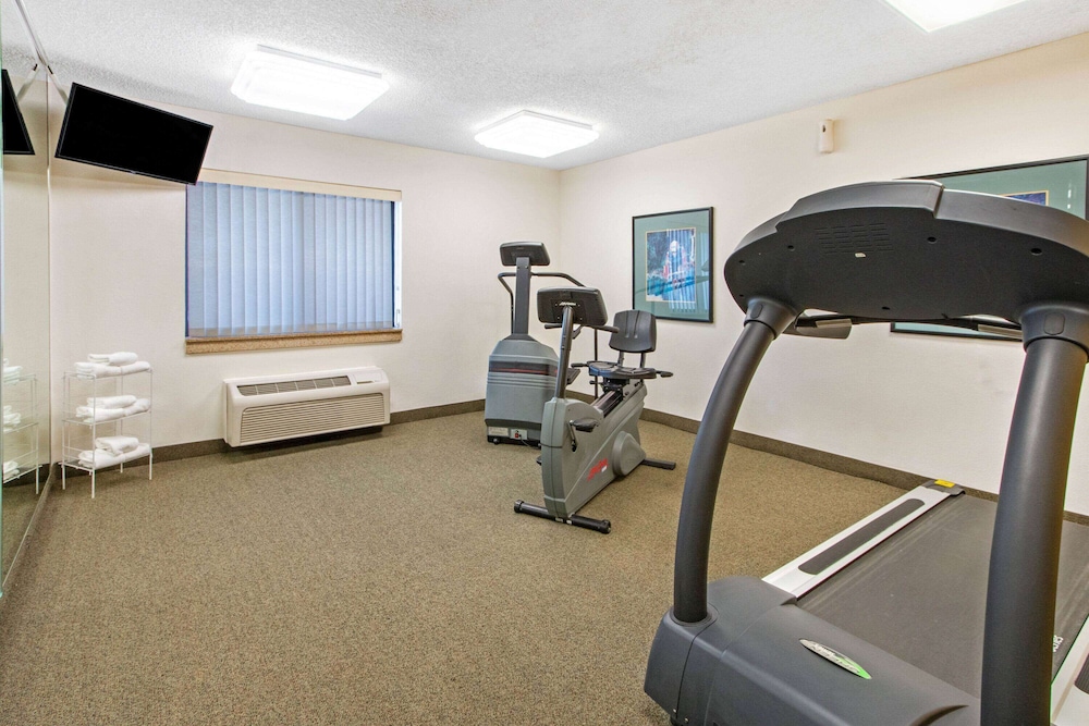 La Quinta Inn & Suites by Wyndham Albuquerque Journal Ctr NW 28/49