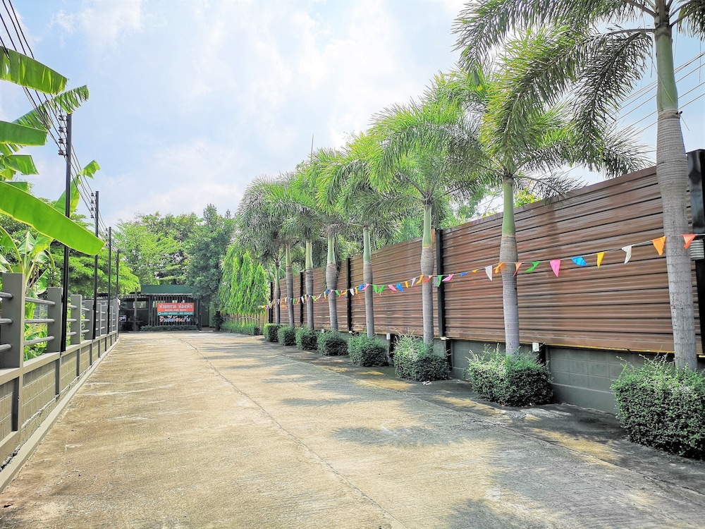 Huaisai Hotel 23/34