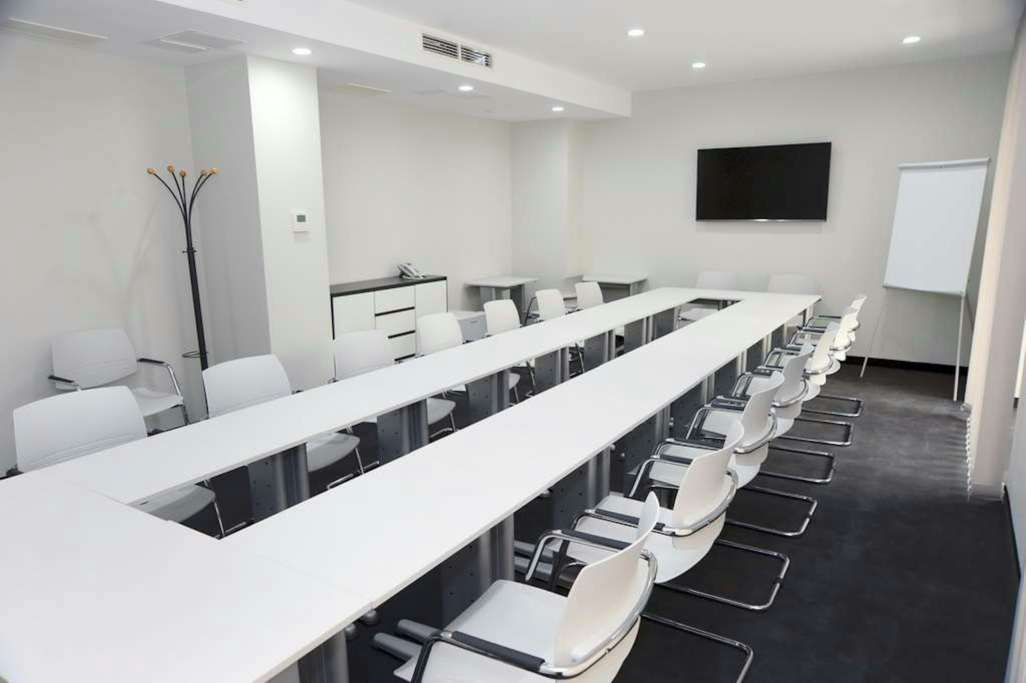 Alexander Square Boutique Hotel 49/55