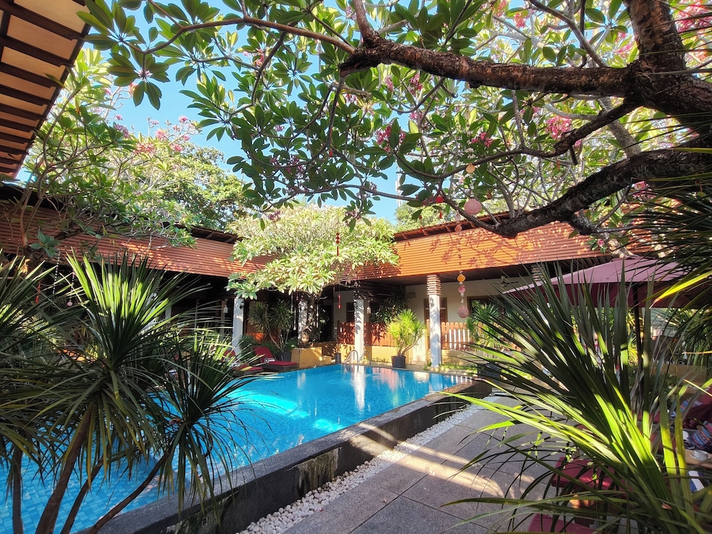 Sunday Telaga Terrace Boutique Resort 58/65