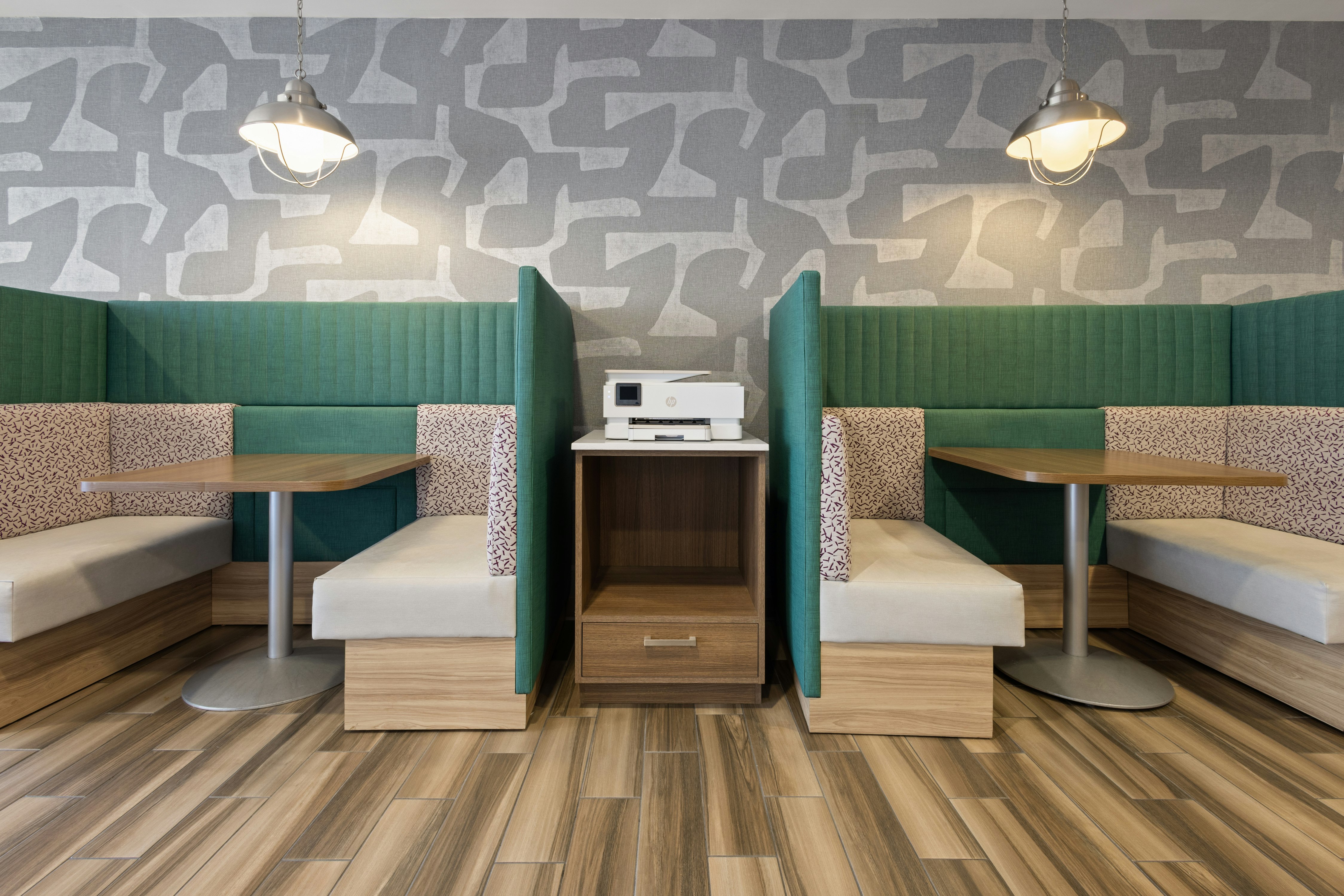 Lobby at Home2 Suites by Hilton Dover, DE, DOVER - DE