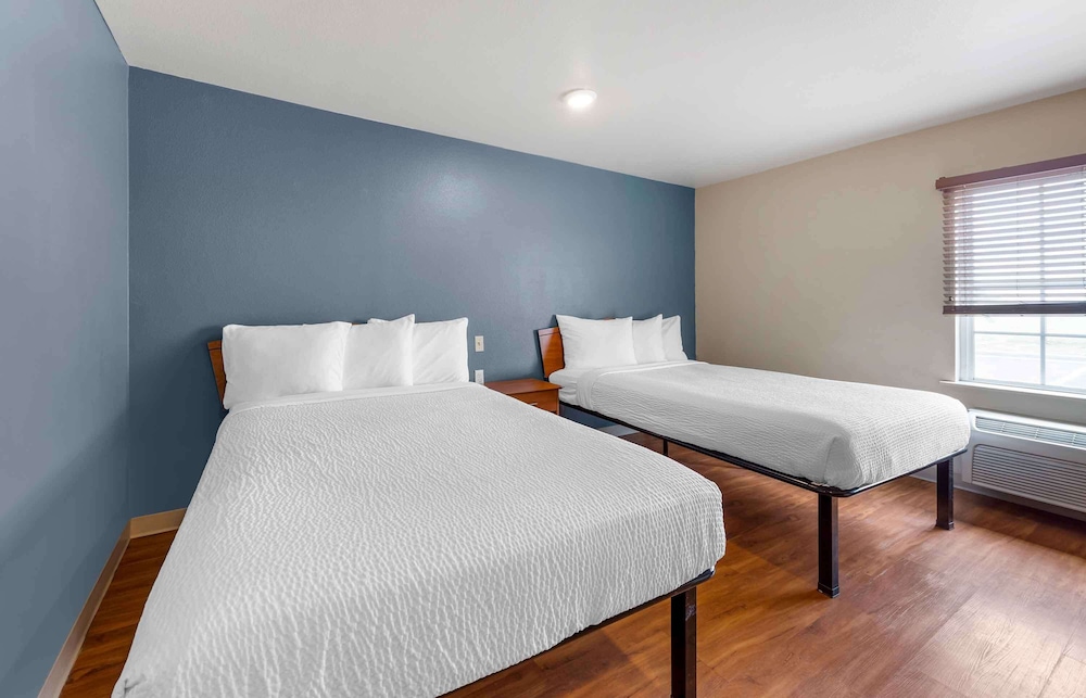 2 Full Beds Smoking, Kitchen