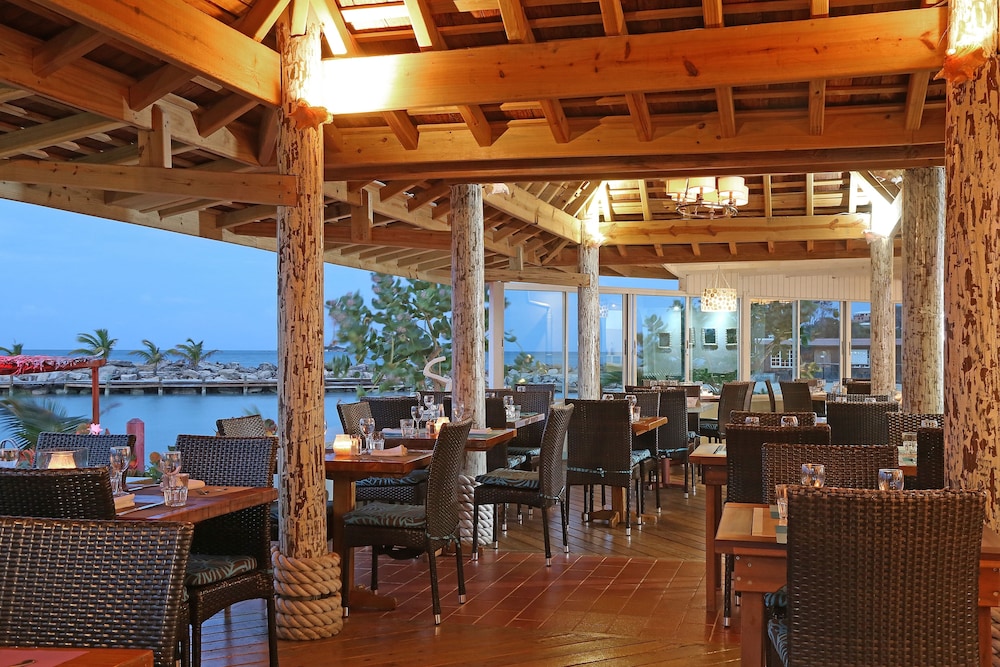 Ocean Point Resort and Spa - Adult Only 103/116