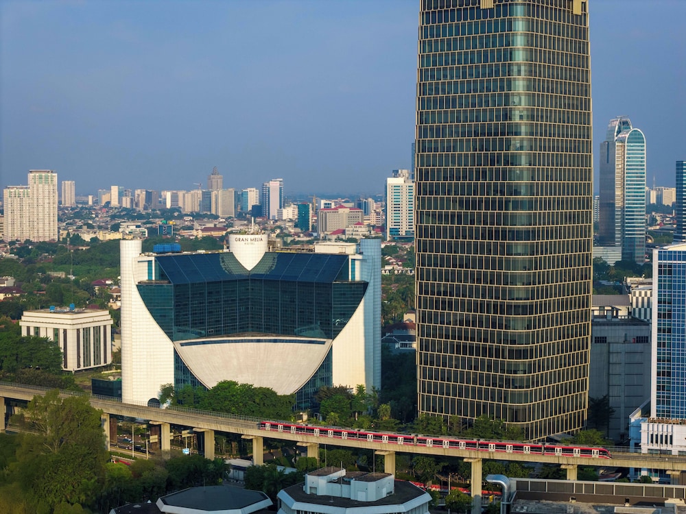Gran Melia Jakarta 4/74