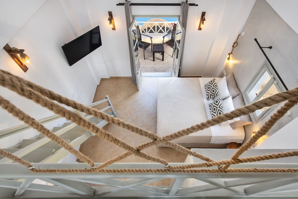 Kalya Suites 37/59