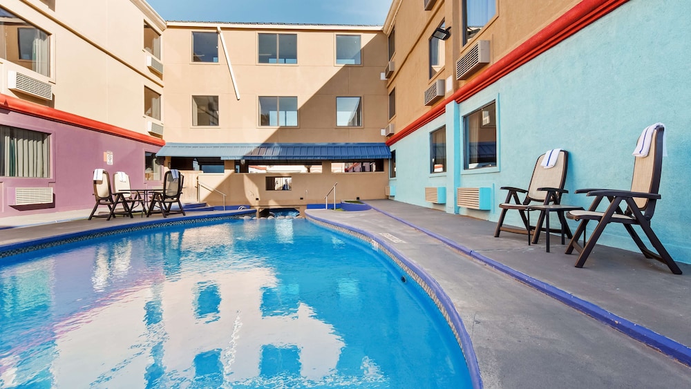 SureStay Plus By Best Western Lubbock Medical Center 6/42