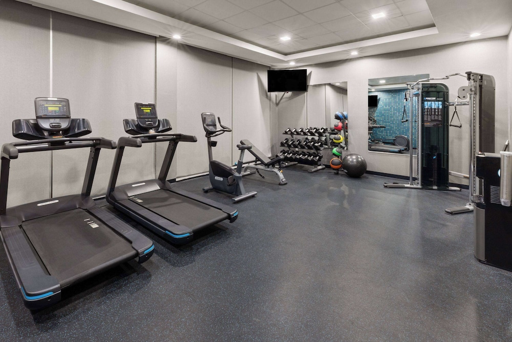 La Quinta Inn & Suites by Wyndham El Paso East Loop-375 11/27