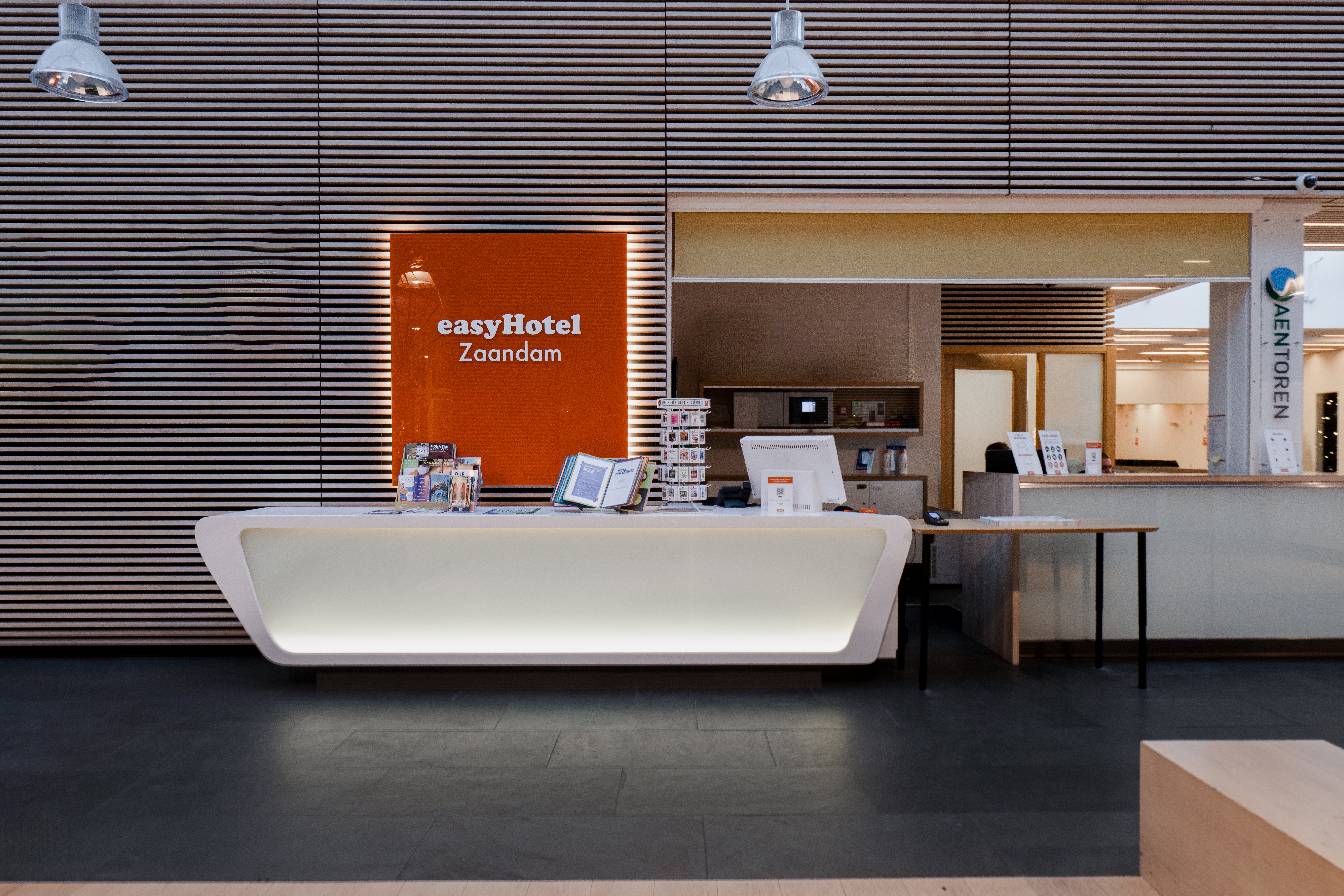 easyHotel Amsterdam Zaandam 6/8