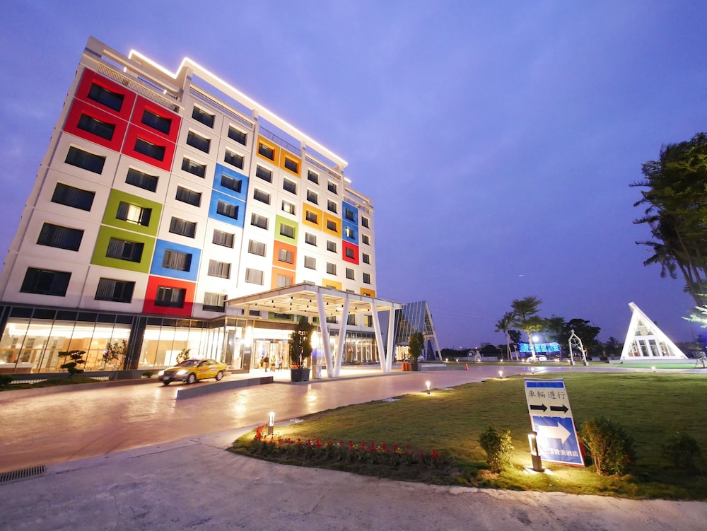 L'arc Hotel 3/51