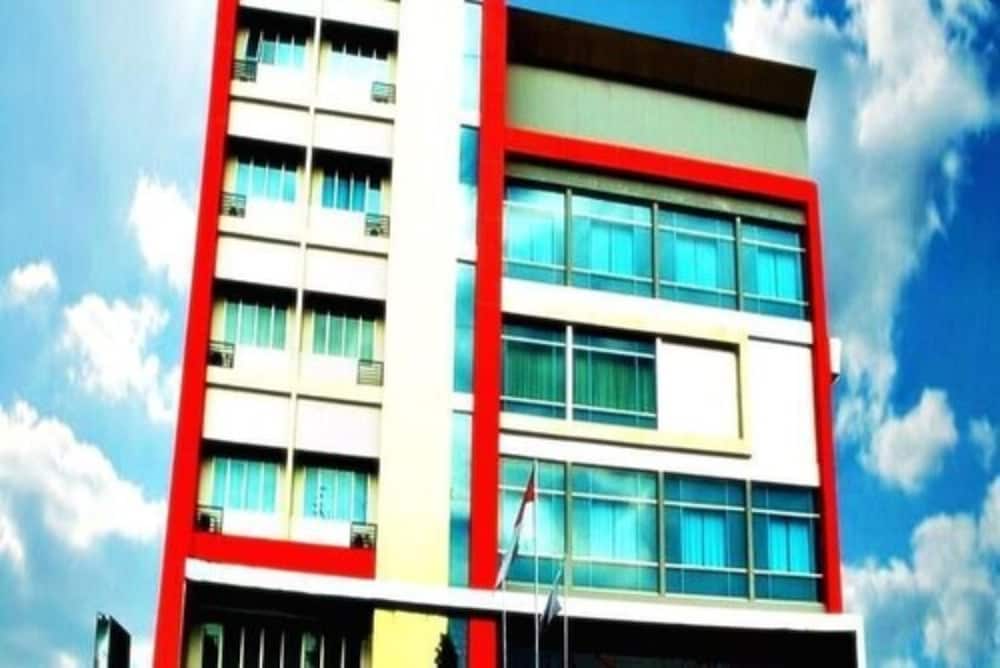 YELLO Hotel Samarinda 1/28