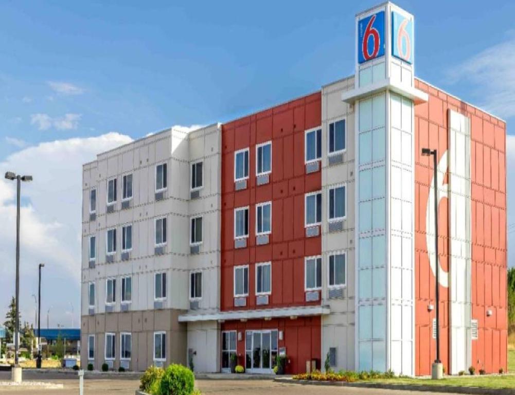 Motel6 Swift Current Sk in SWIFT CURRENT - SASKATCHEWAN