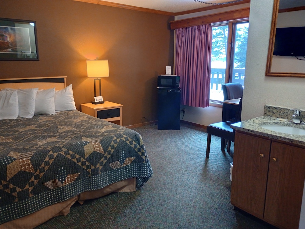 CENTERSTONE RESORT LAKE-AIRE 21/59