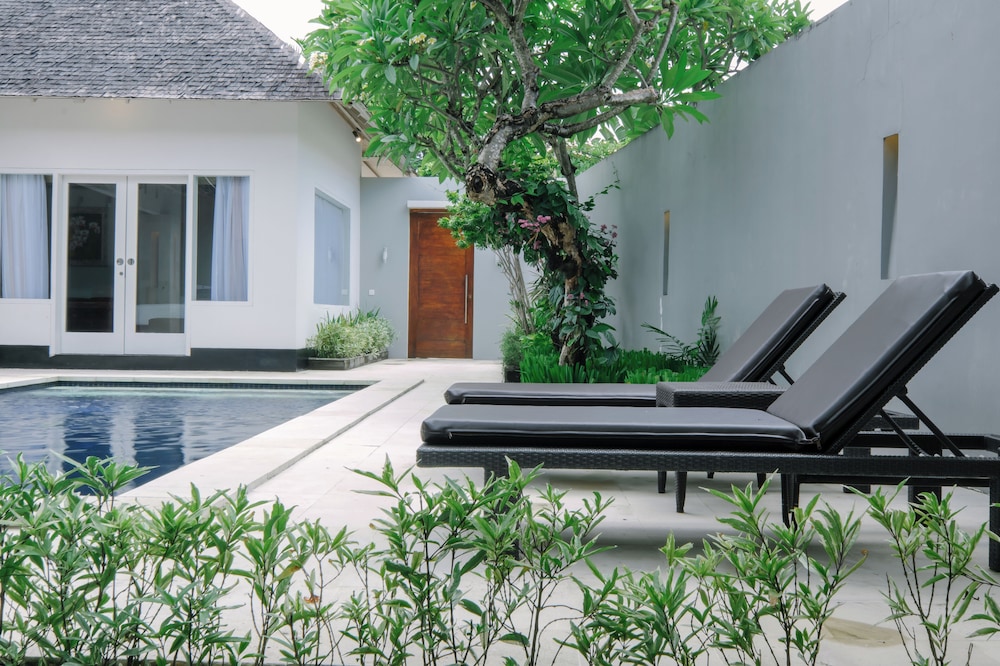 Kaisa Villas Seminyak 38/44