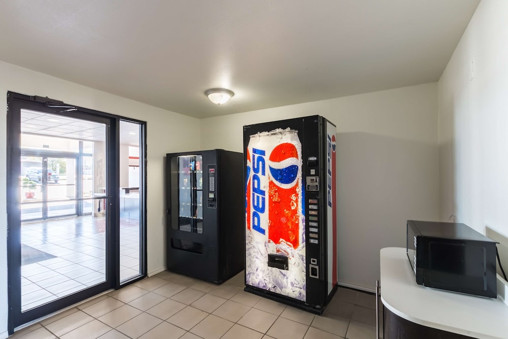 Motel6 Stephenville, TX 35/46