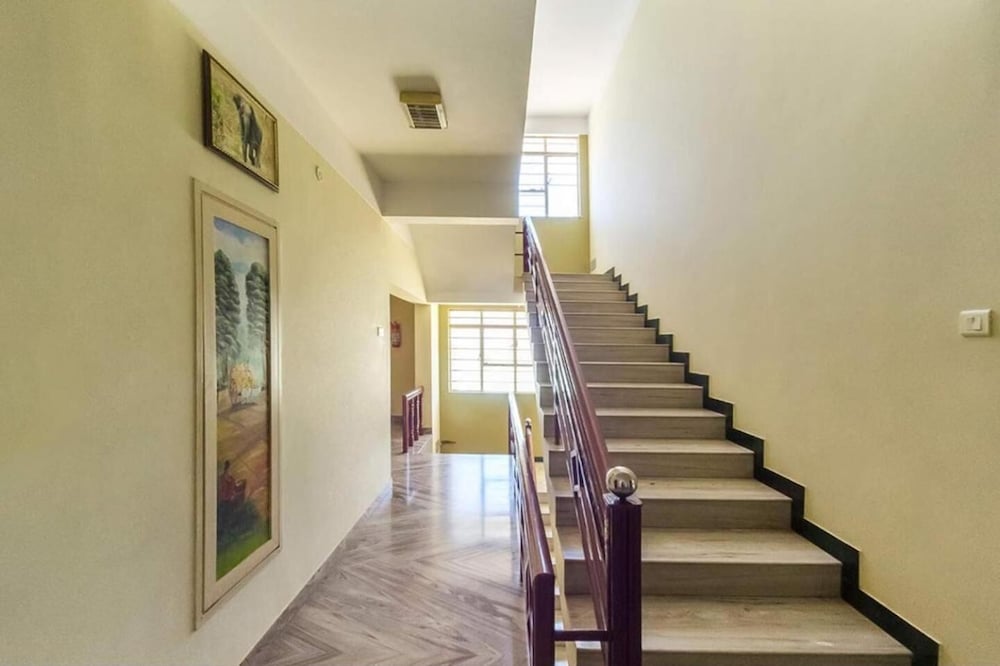Hotel Victoriyah 27/32