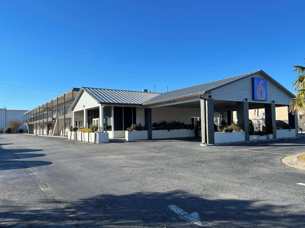 Motel6 Greenville, NC – ECU-Medical Center in GREENVILLE - NC