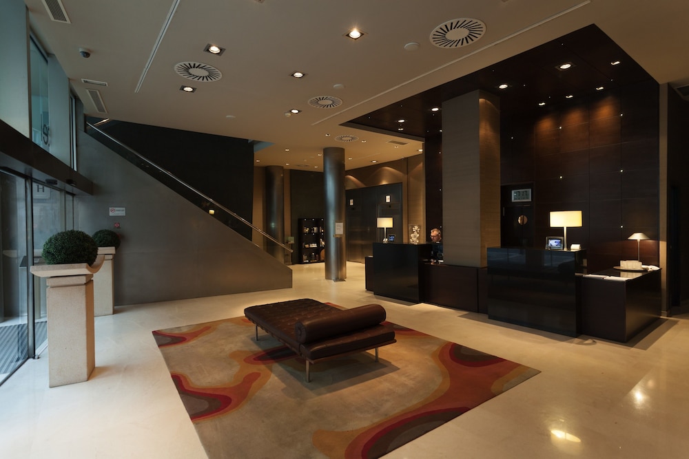 Hotel Conqueridor Ex Medium 6/72