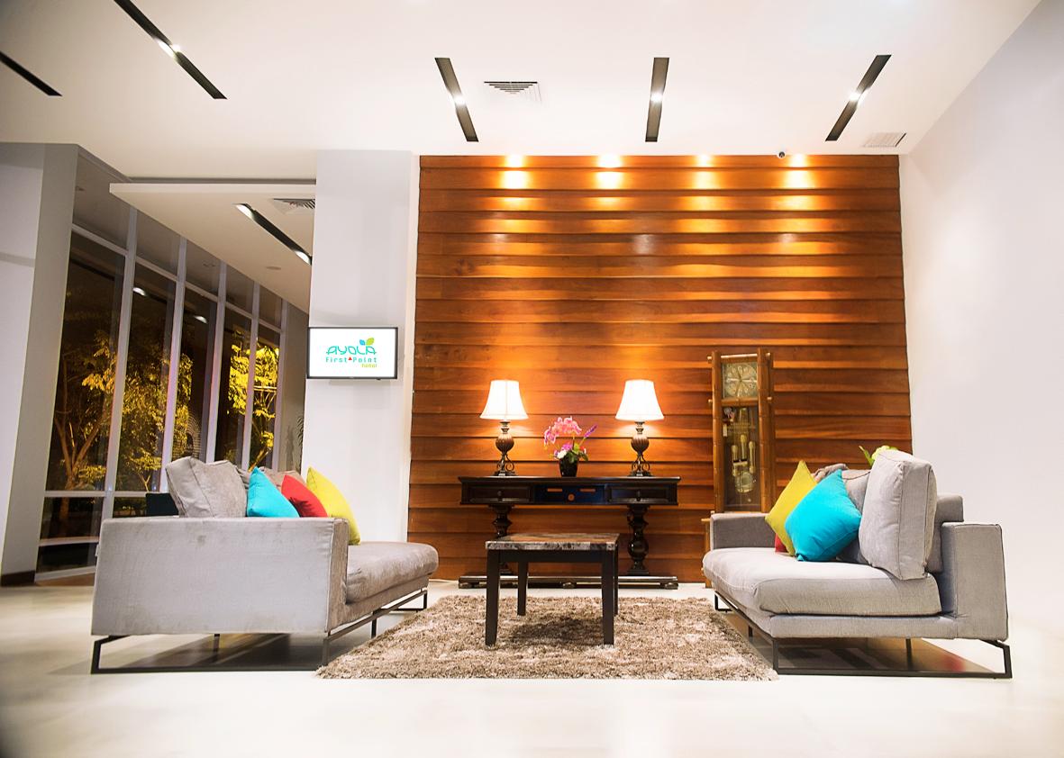 Ayola First Point Hotel Pekanbaru 39/48