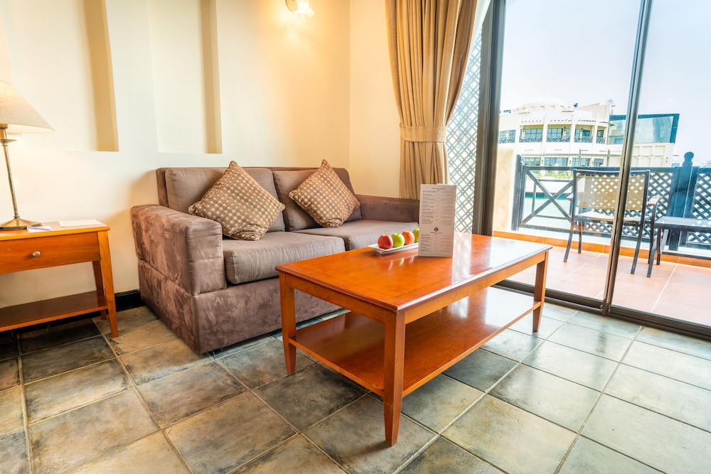 Novotel Al Dana Resort 50/75