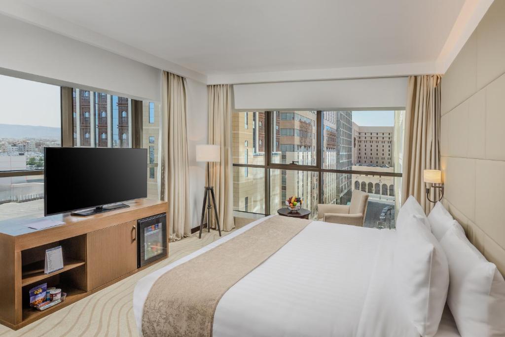 Jayden Hotel 10/31