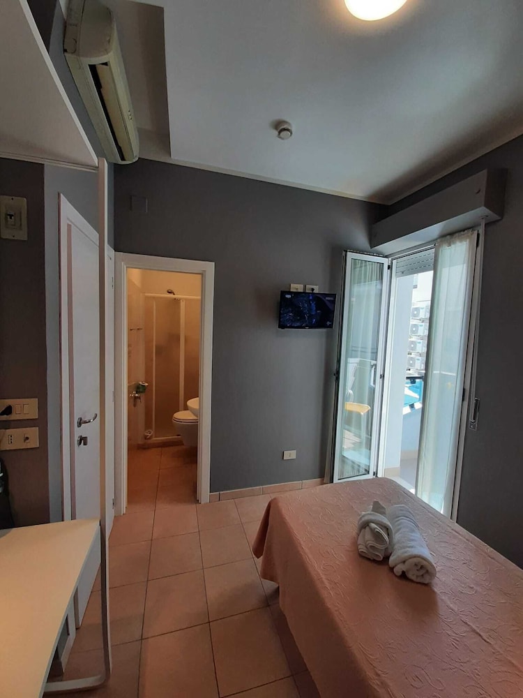 Hotel Originale 12/50