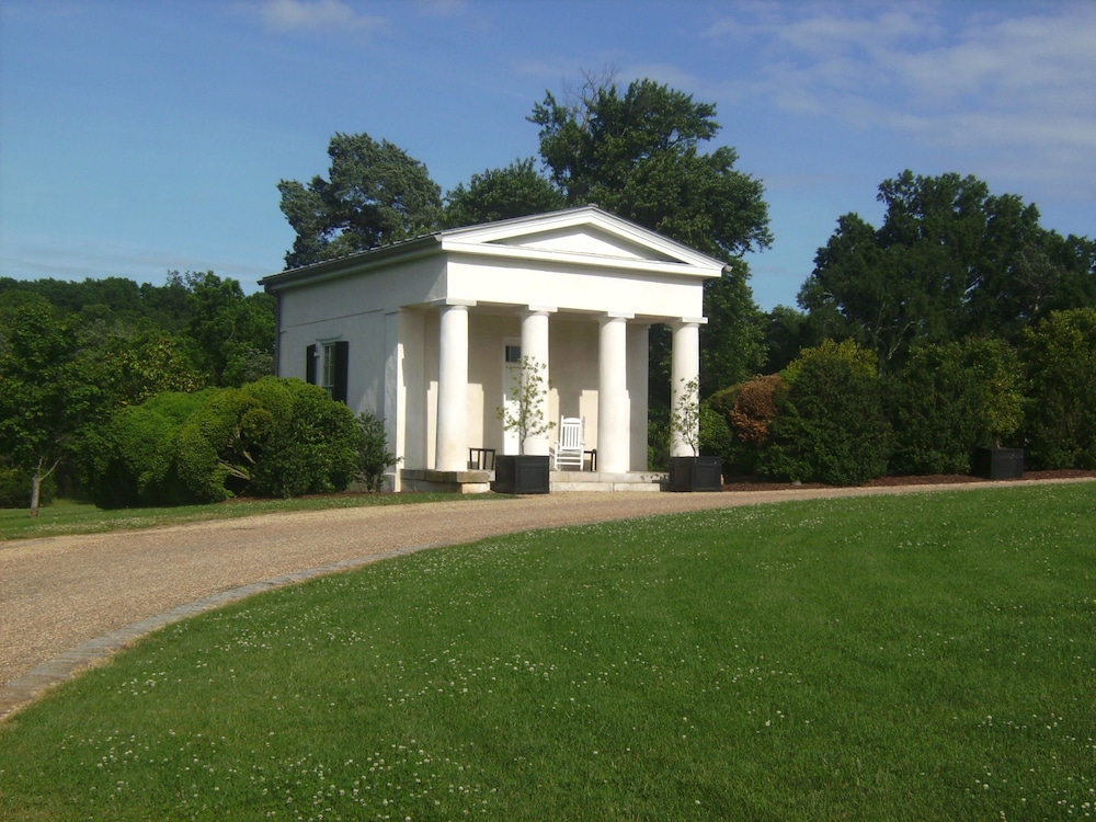 The Berry Hill Resort & Conference Center 56/62
