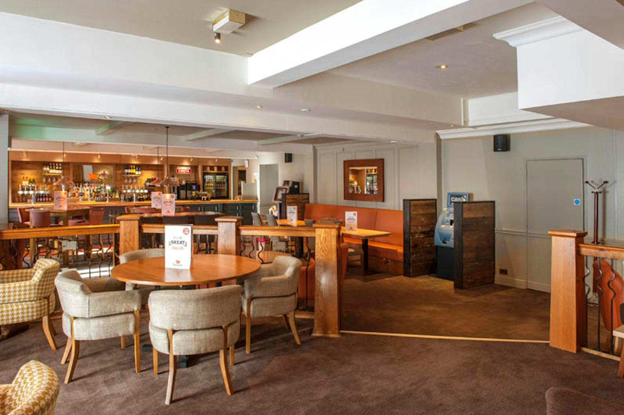 Premier Inn Worcester M5jct6 30/35
