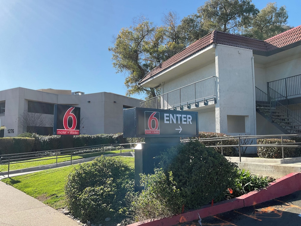 Studio6 West Sacramento, CA 29/32