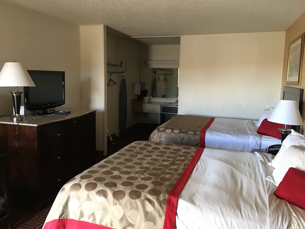 Budget Inn Laramie (Ex Ramada) 5/23
