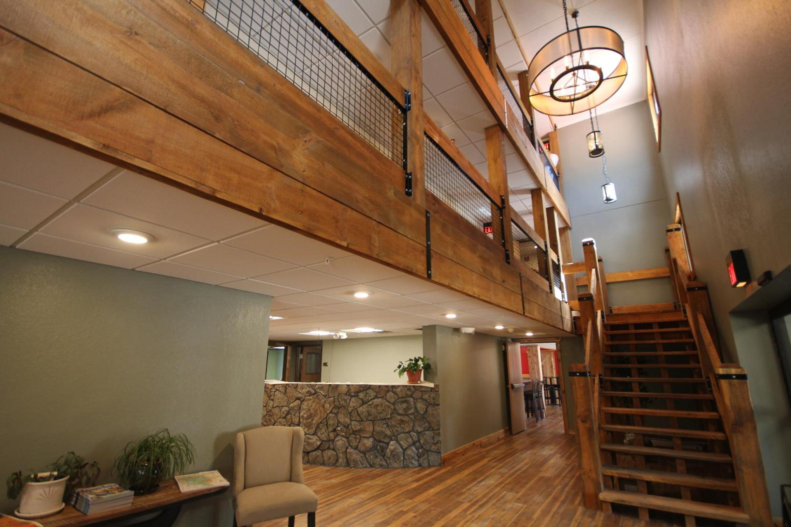 Blackstone Lodge Suites 3/50