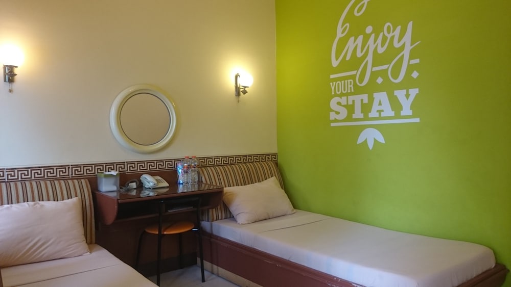 Super, Standard, Twin Beds
