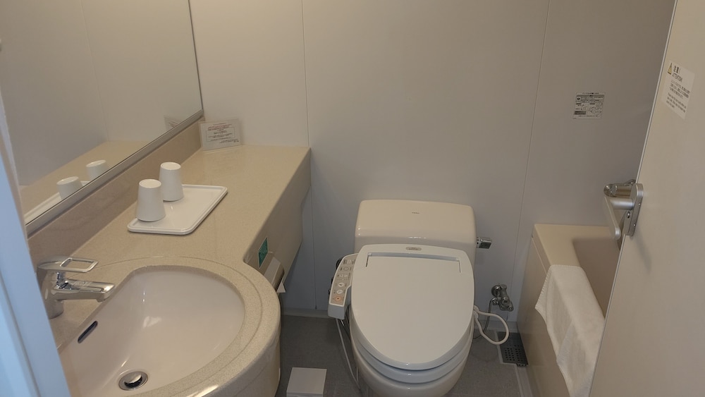 Nishitetsu Inn Kurosaki 48/48