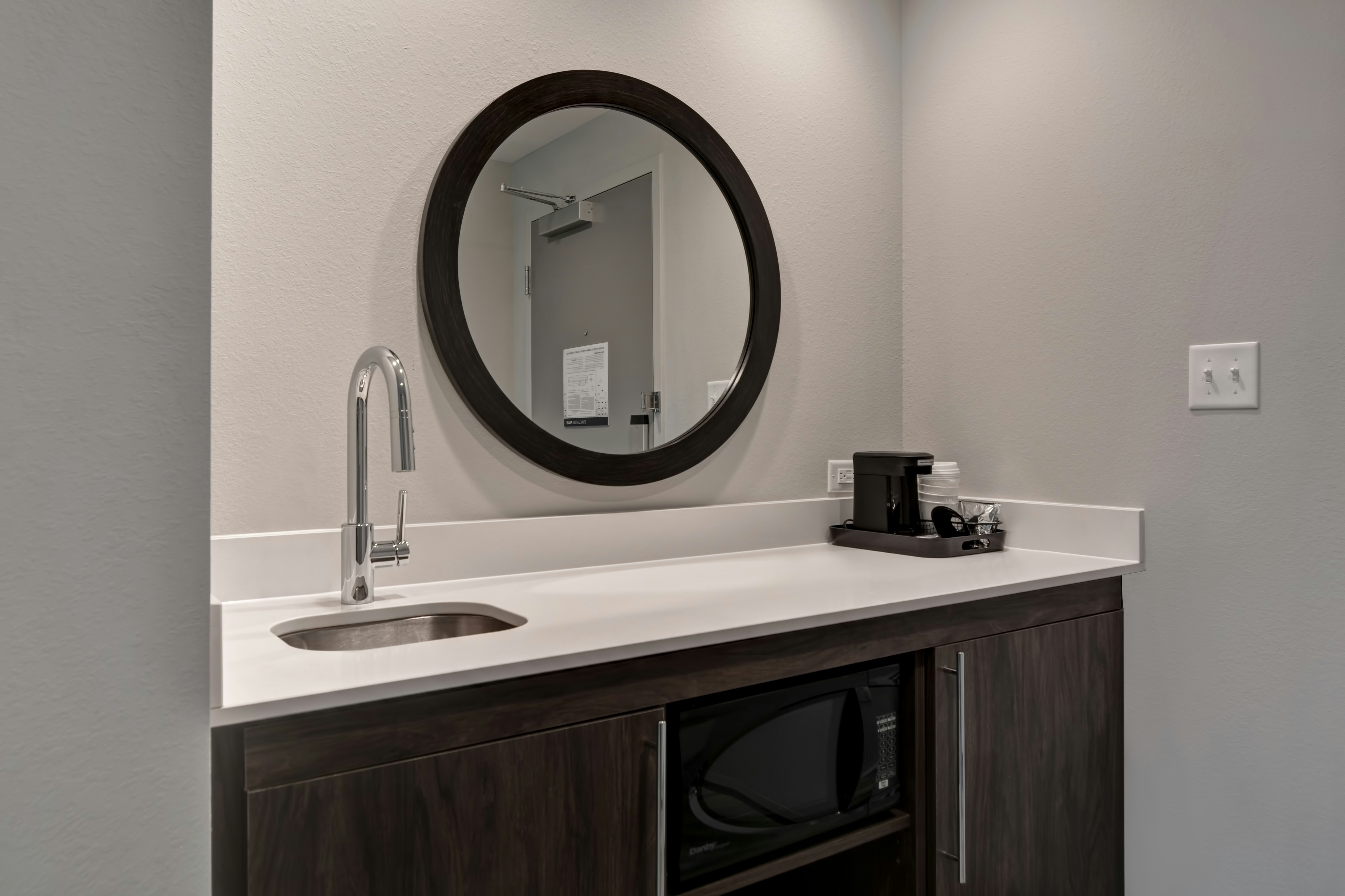 غرفة بسرير كينج لذوي الإعاقة، Hampton Inn Suites Tampa Riverview Brandon Fl 10/10