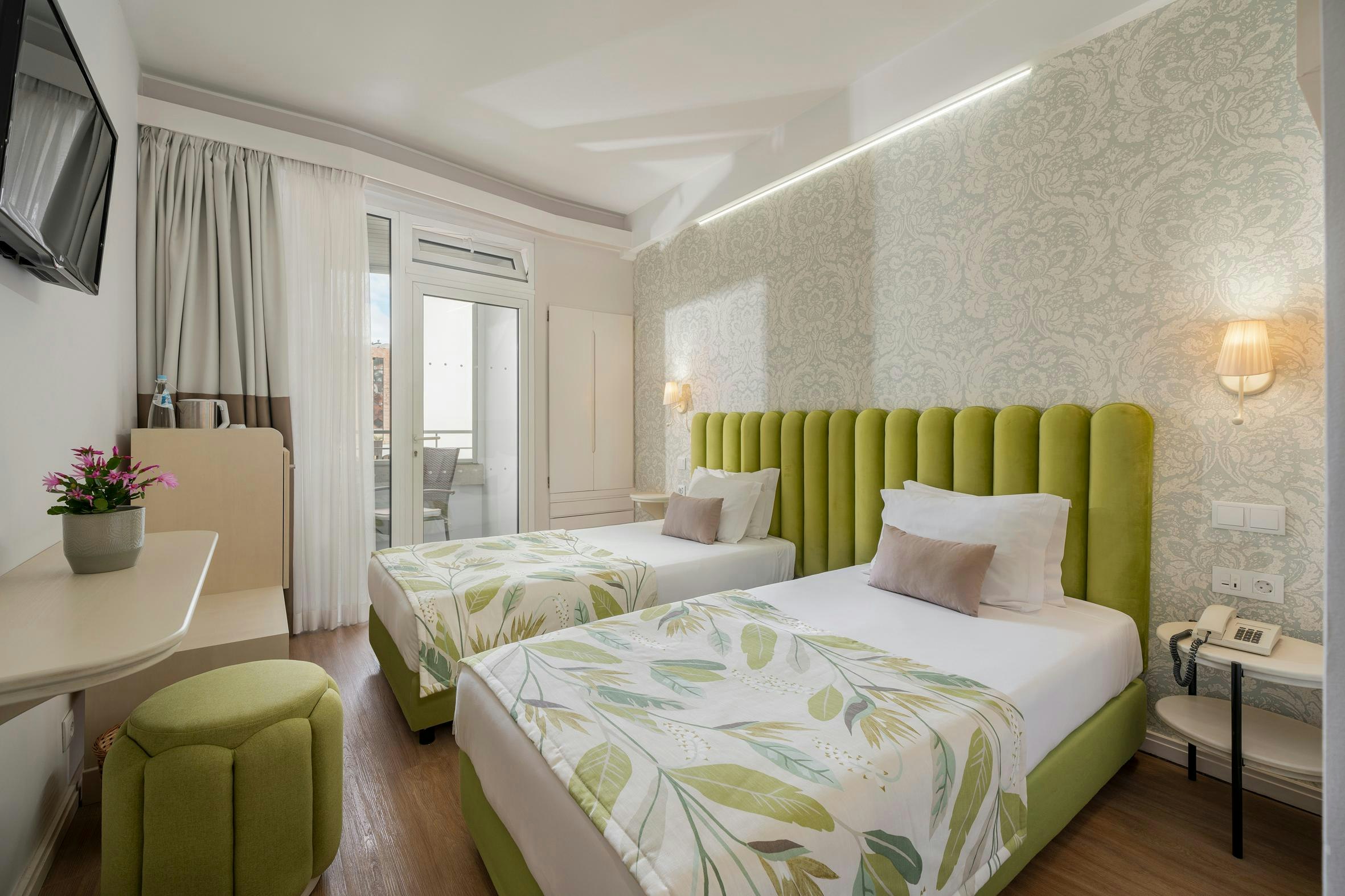 Hotel Madeira 11/50