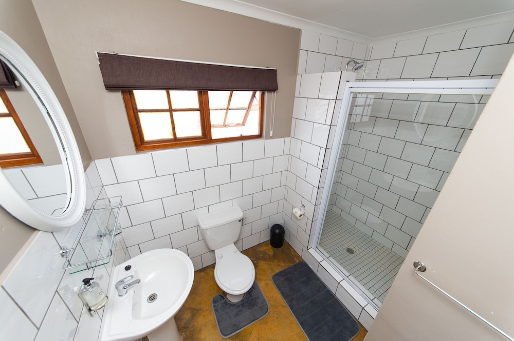 Kleinplasie Guest House 28/29