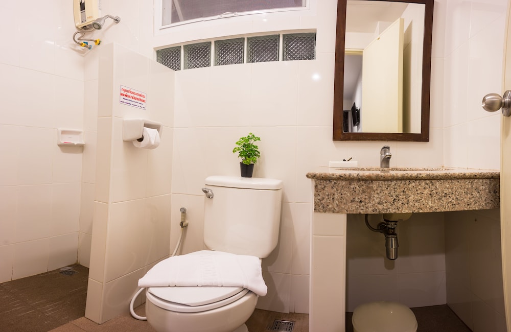Sunshine Hostel Hua Hin 6/54