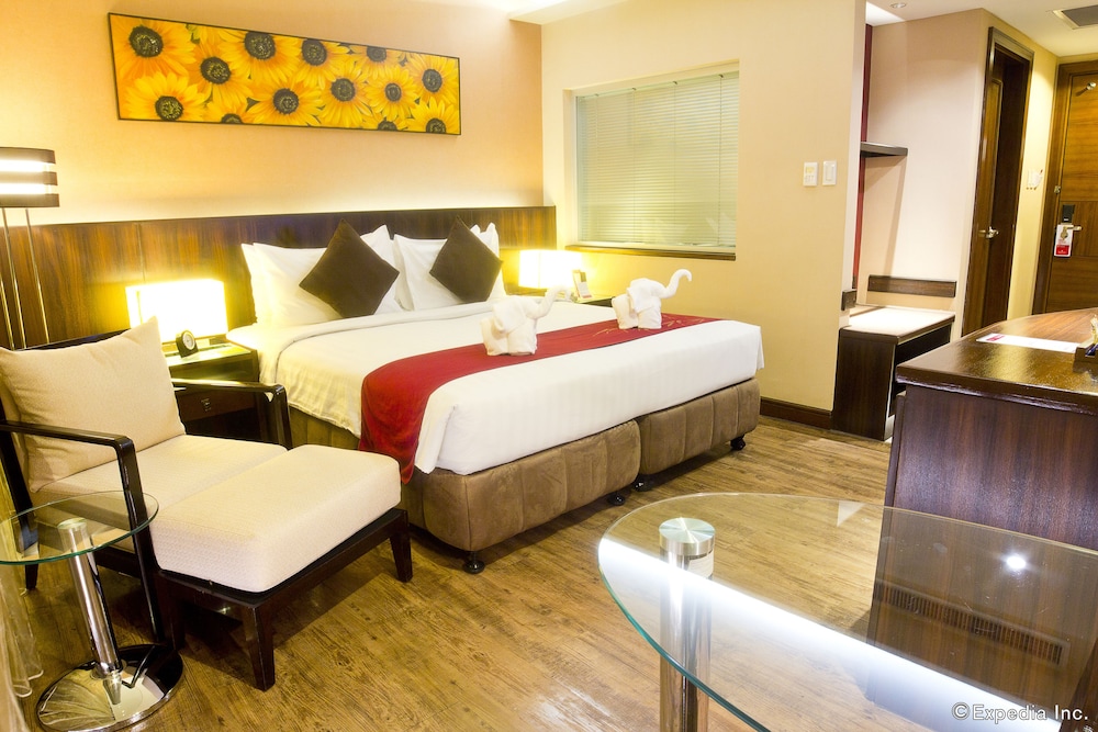 Ramada by Wyndham Manila Central 18/43