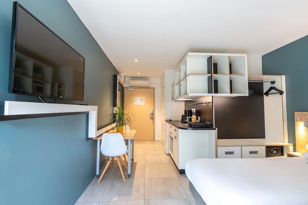 Superior, Studio, Twin Beds, KYRIAD RESIDENCE CABRIES 5/10