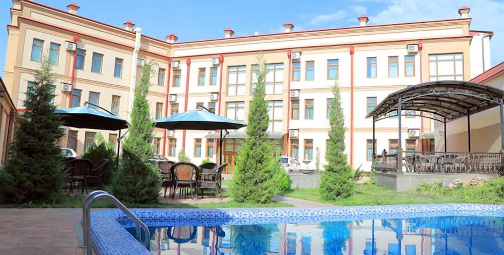 Hotel Diyora 4/37