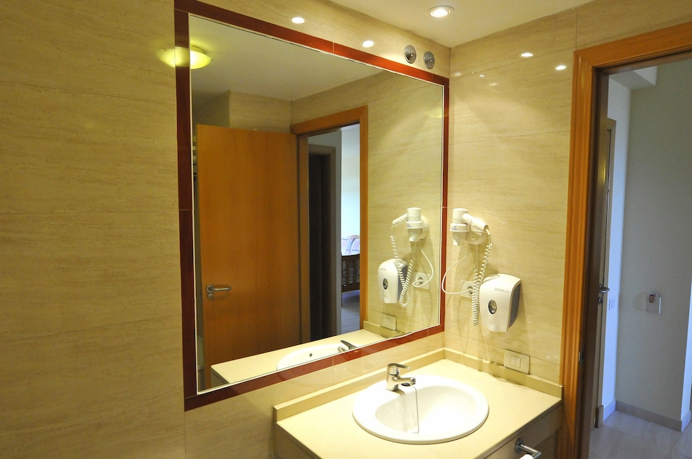 Hotel Las Olas 14/50
