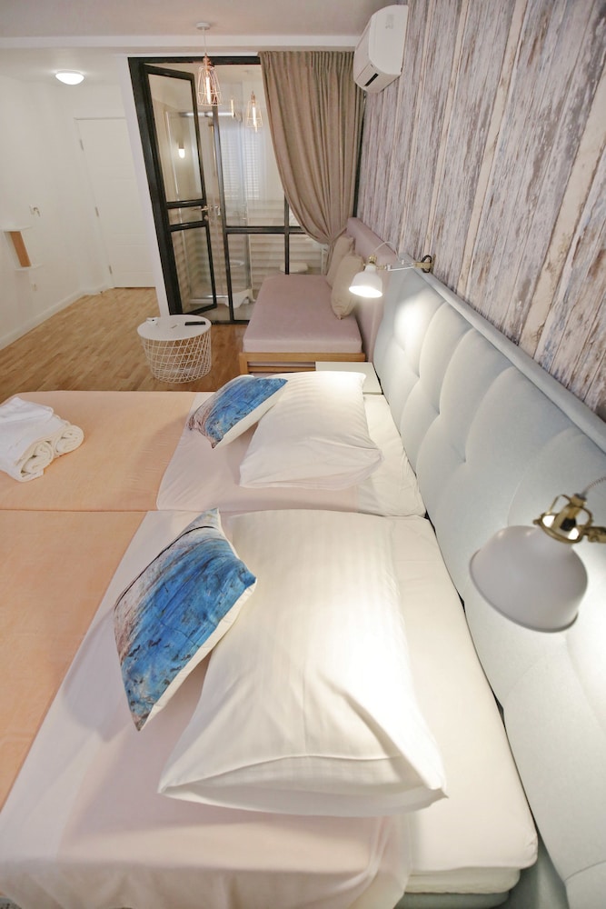 Central Apartments - Integrated Hotel 25/67