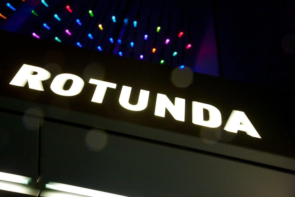 Staying Cool At Rotunda 2/51