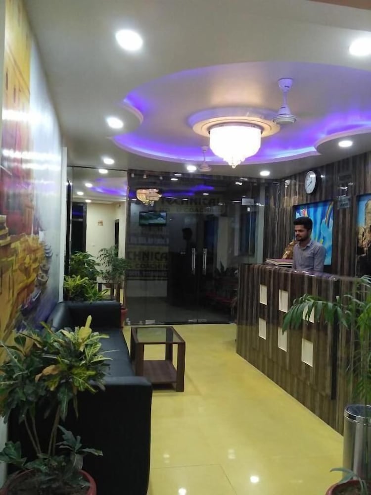 Hotel Utsav Residency 8/37