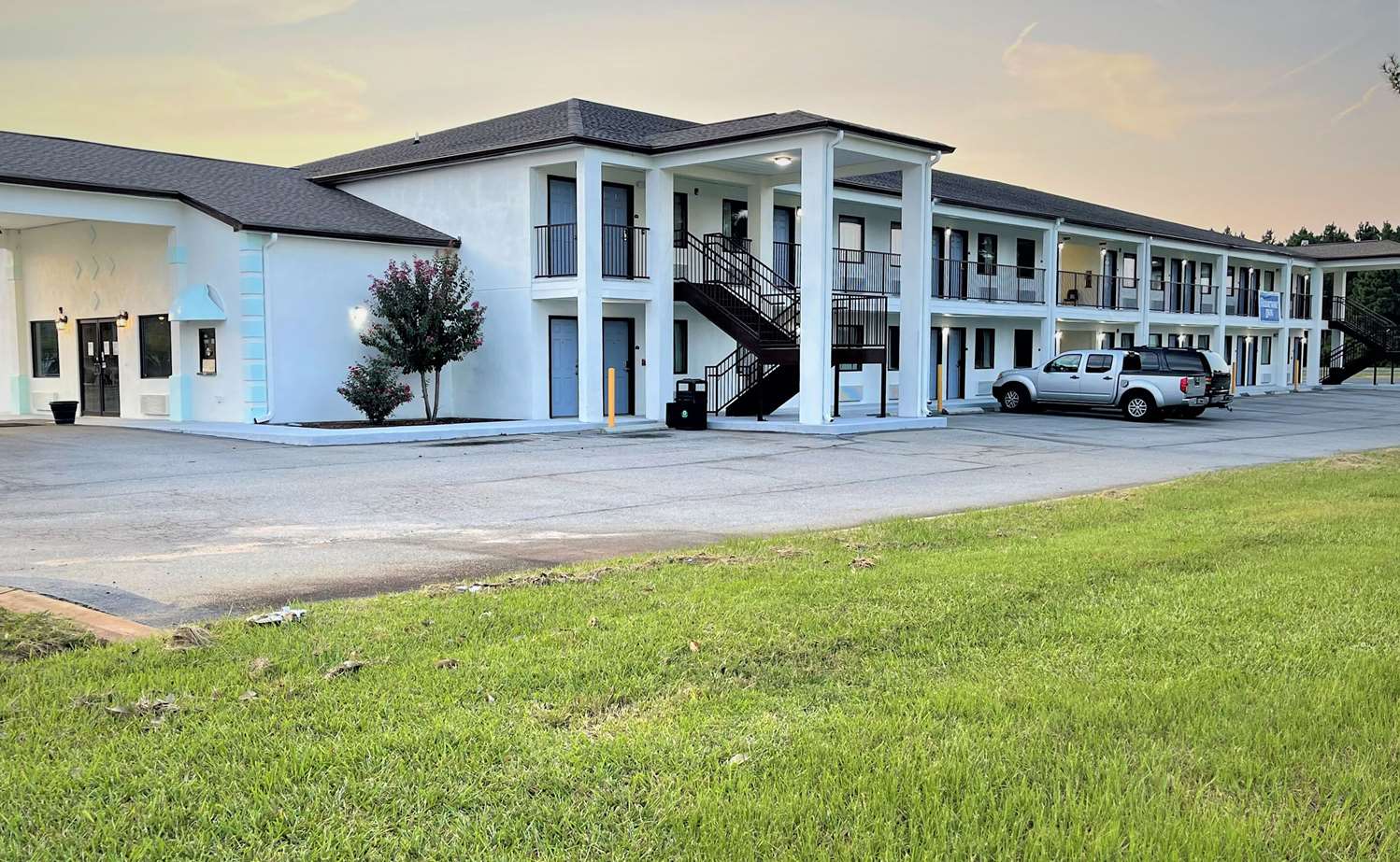 Rodeway Inn Sandersville, GA 35/39